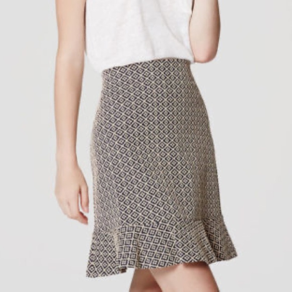 Ann Taylor Loft Tile Jacquard Flounce Skirt Women’s Size Small